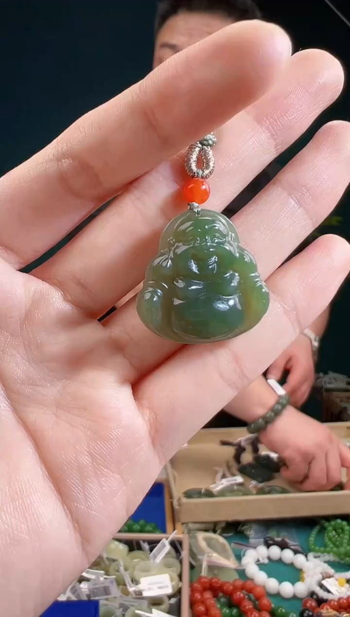 颈饰未镶嵌和田玉一物一证 拍一单发一个