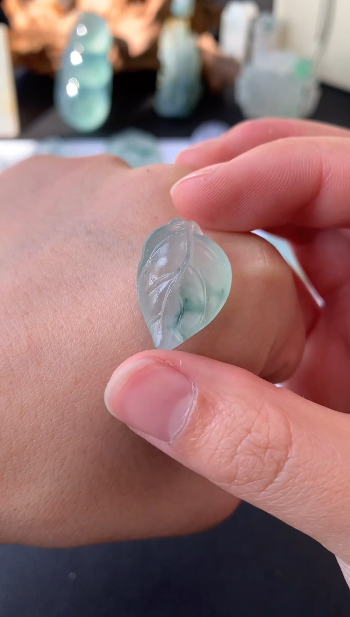 【闪购商品】定制翡翠未镶嵌翡翠