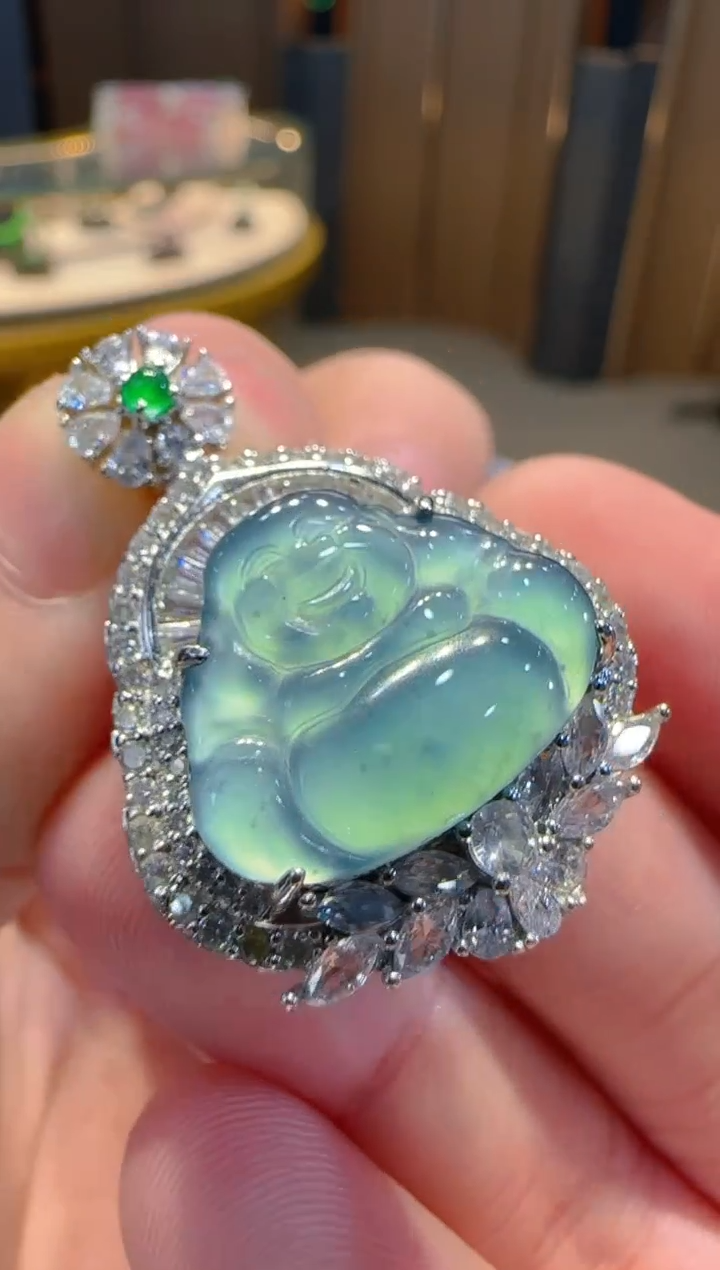 【闪购商品】翡翠吊坠(不含链)合金多样性发一件