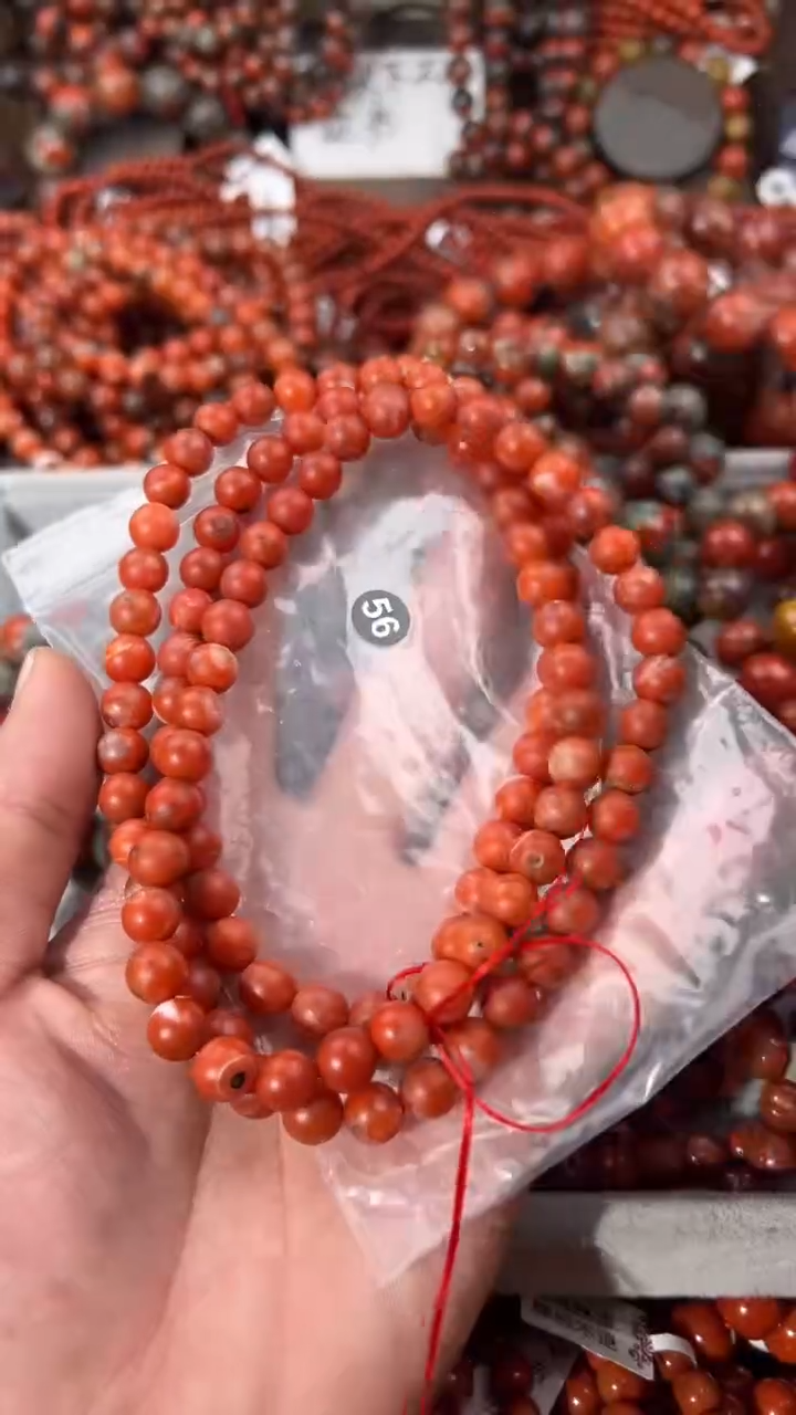 南红玛瑙手串未镶嵌8