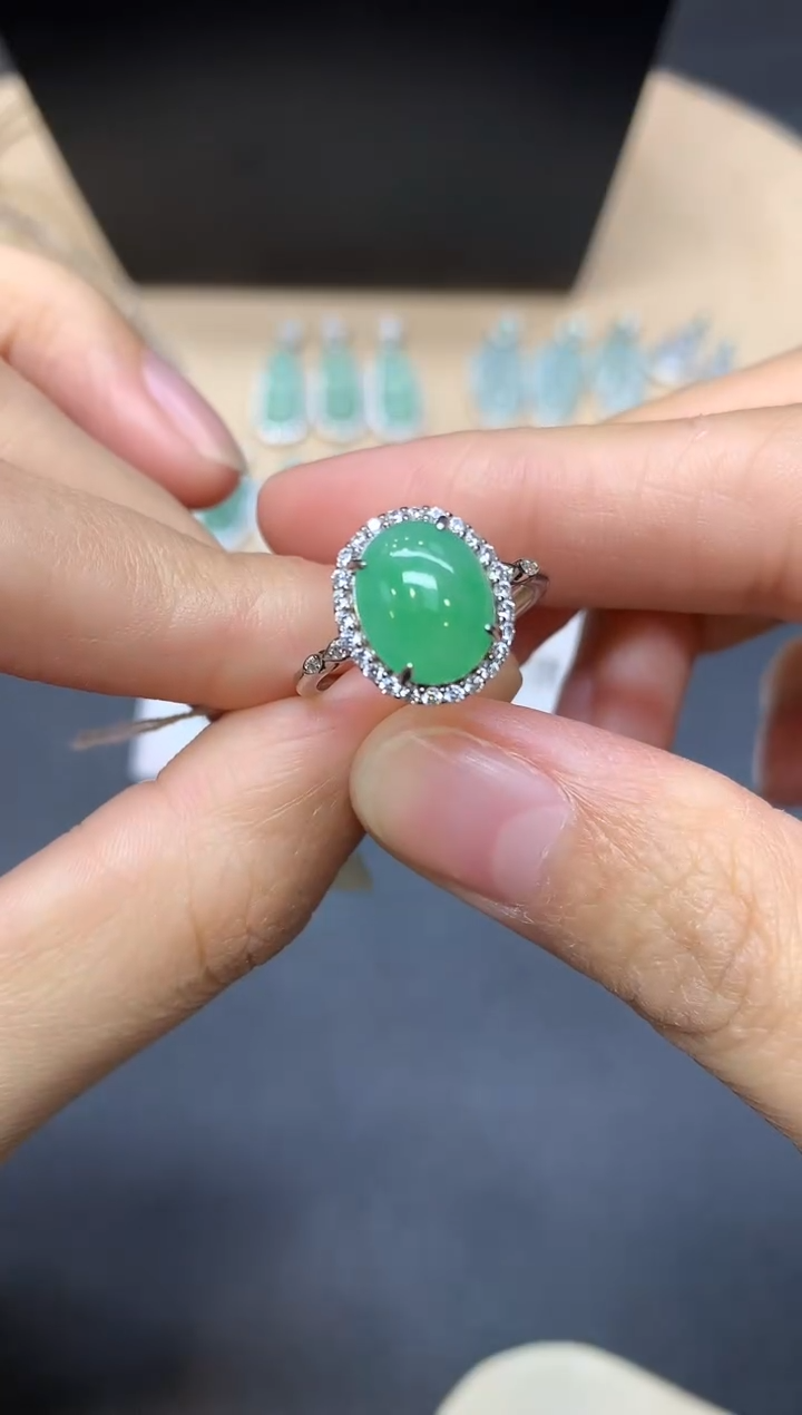【闪购商品】翡翠戒指银S925镶嵌蛋面【无服务费】