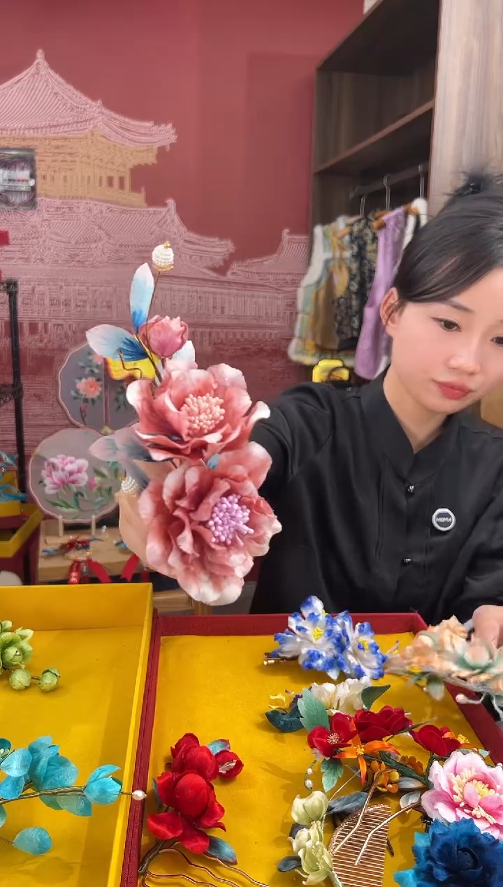 【闪购商品】刺绣非遗绒花（发饰）