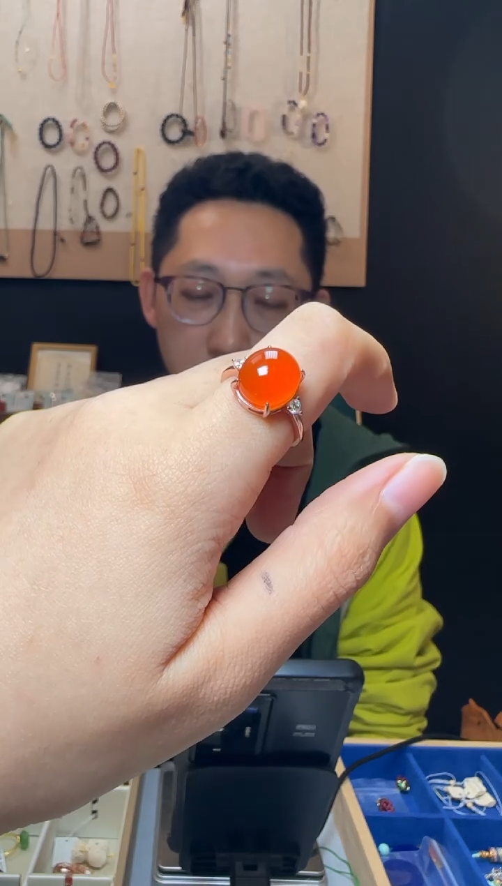 【闪购商品】南红玛瑙戒指银S925镶嵌保山冰红南红蛋面活口戒指