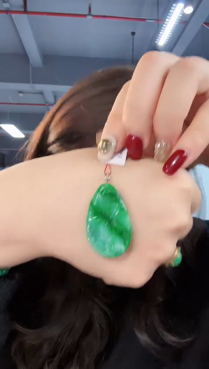 【闪购商品】翡翠颈饰18K金镶嵌缅料A货/支持复检/一件