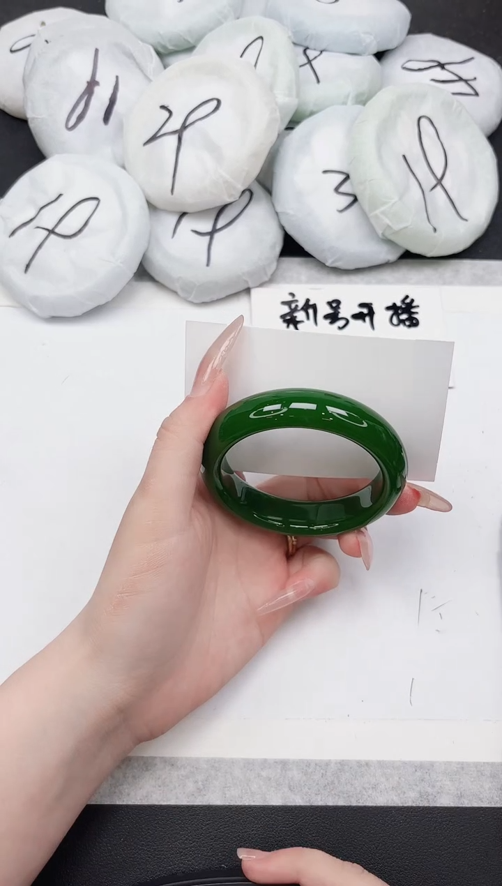 女款东凌手镯272-52