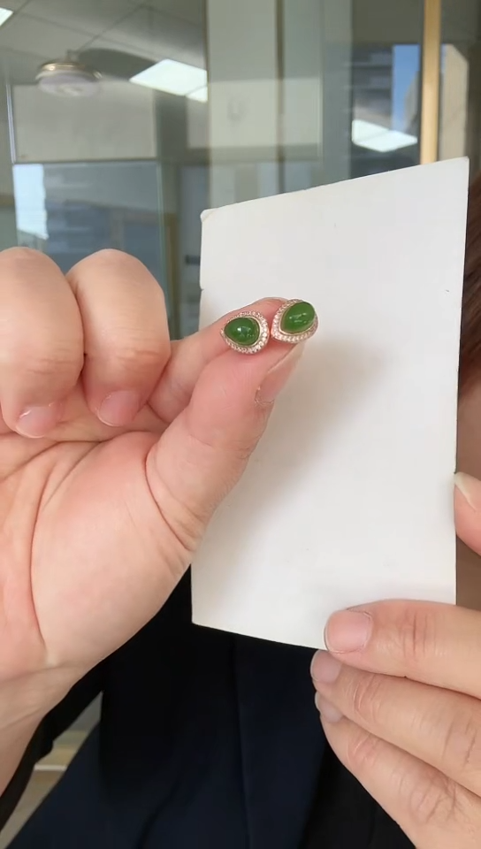 【闪购商品】和田玉耳饰银S925镶嵌耳钉