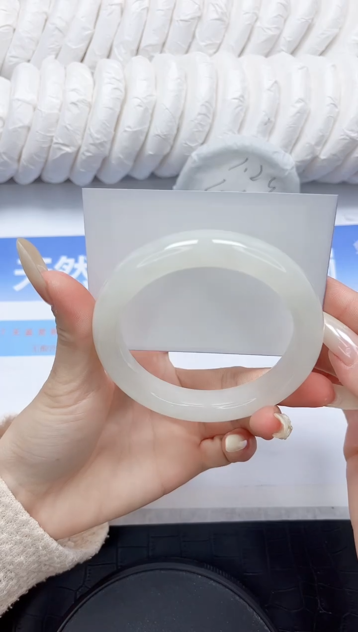 和田玉手镯未镶嵌141-58.8