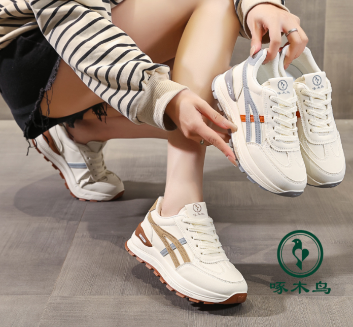 啄木鸟2025真皮软底时尚百搭休闲运动鞋女小众设计感小白鞋