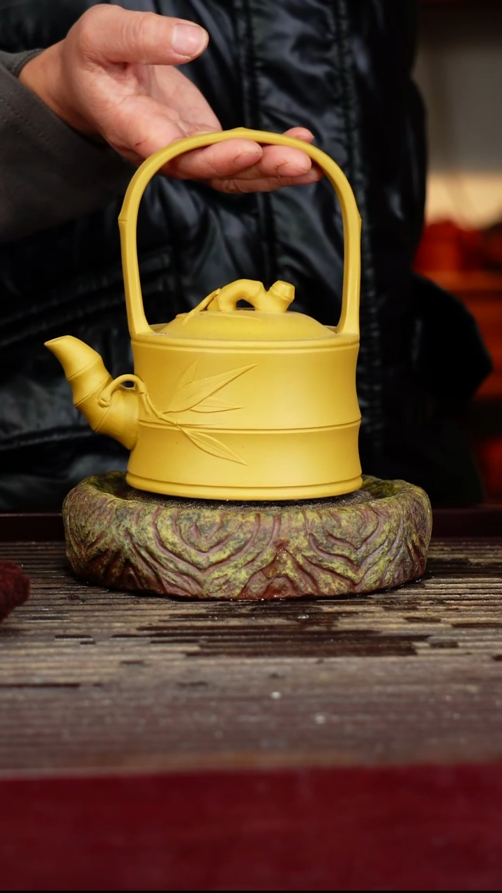 宜兴原矿紫砂壶茶壶宜兴原矿紫砂壶茶壶250C