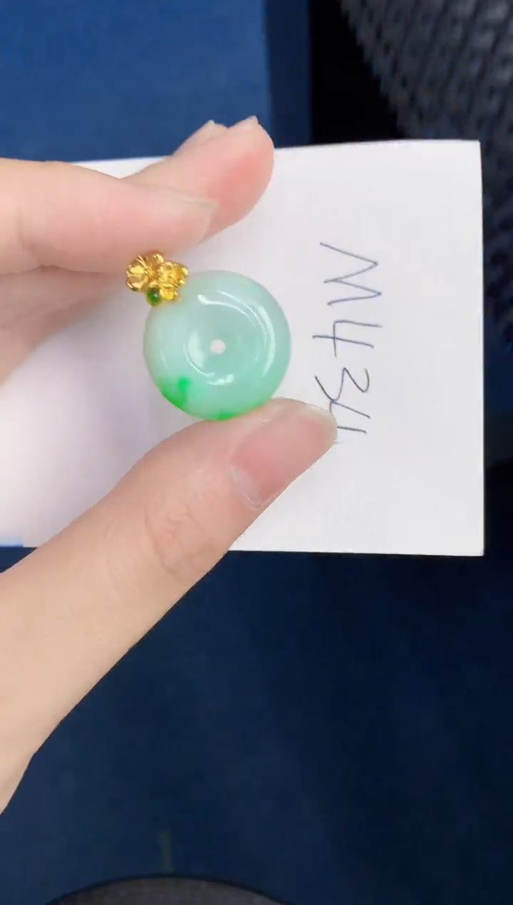 翡翠未镶嵌颈饰000000000