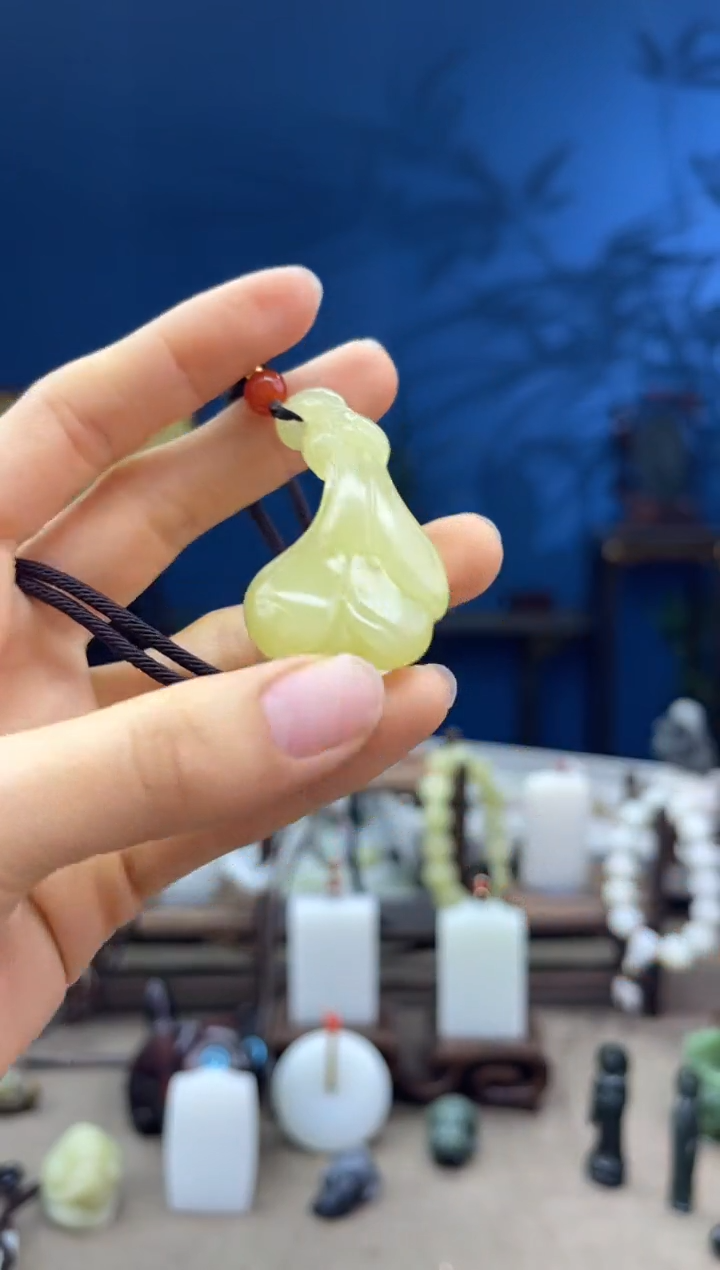 【闪购商品】和田玉颈饰未镶嵌1