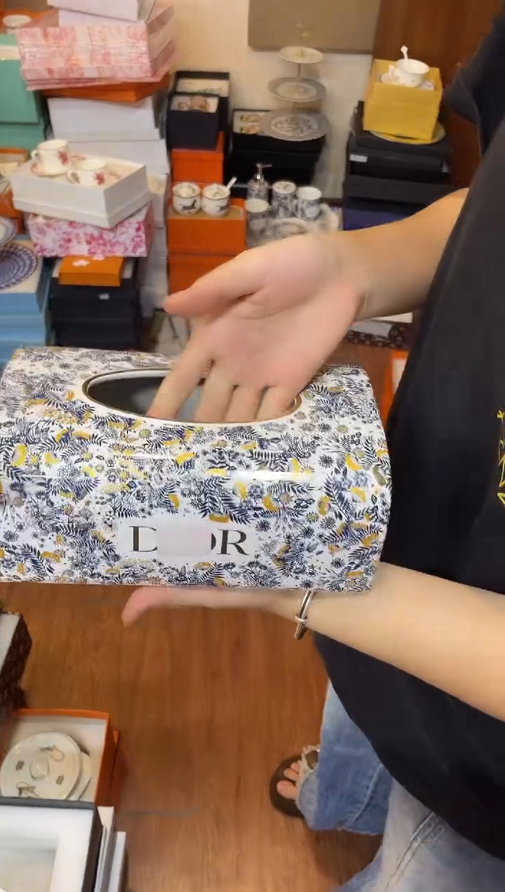 杯鸿辉家品牌瓷器，京东包邮！