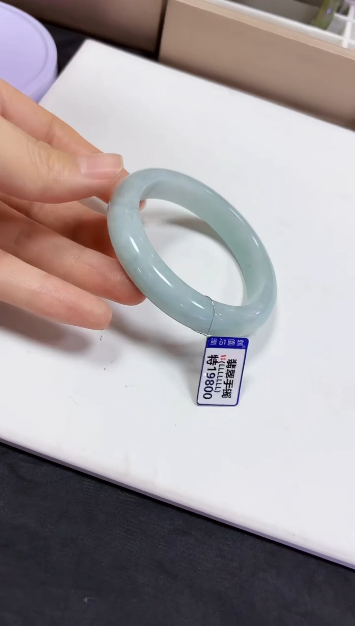 【闪购商品】翡翠颈饰未镶嵌手镯56.5