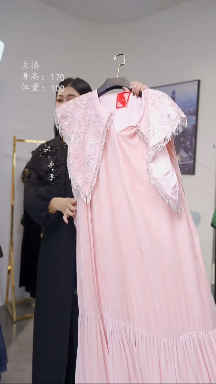 谦**子连衣裙 粉色Ｌ