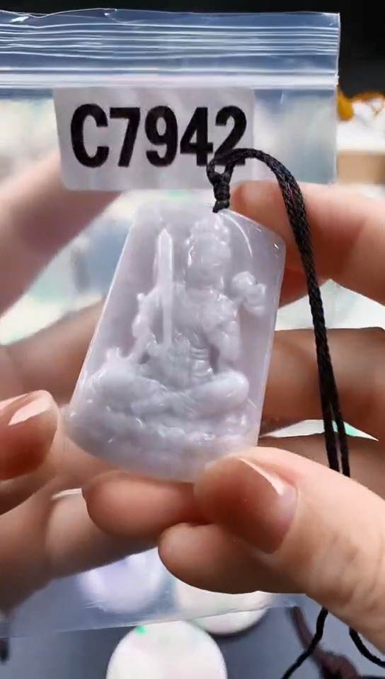 颈饰未镶嵌翡翠天然翡翠吊坠挂件
