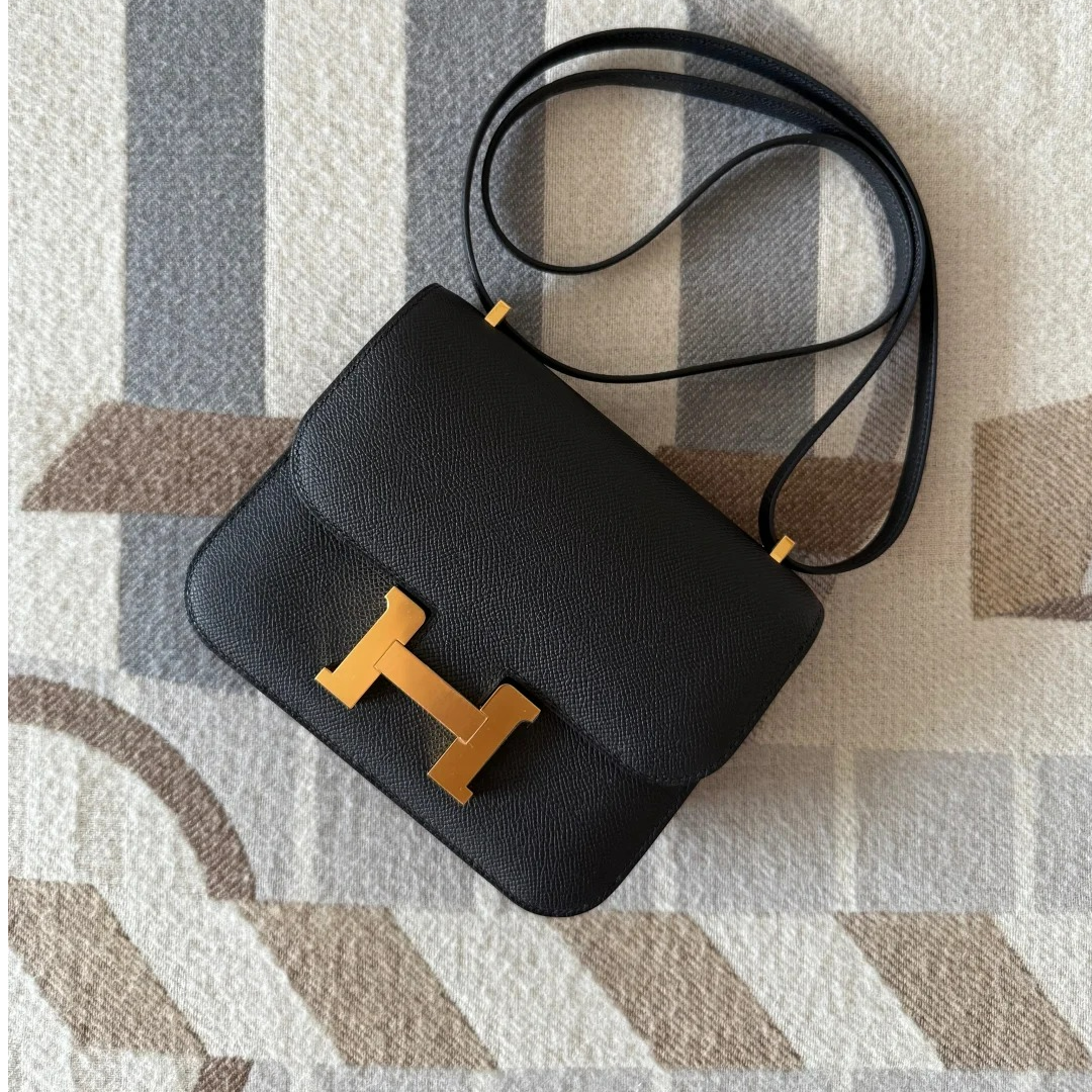 未使用 Hermes/爱马仕 小花Jerry康康19黑色 金扣 K刻肩包
