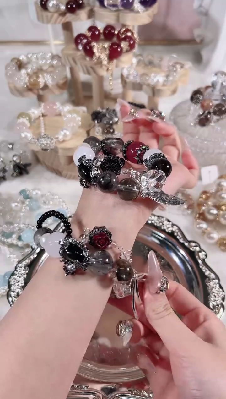 【闪购商品】水晶手链未镶嵌天然水晶默认微瑕 多样性发货发其一