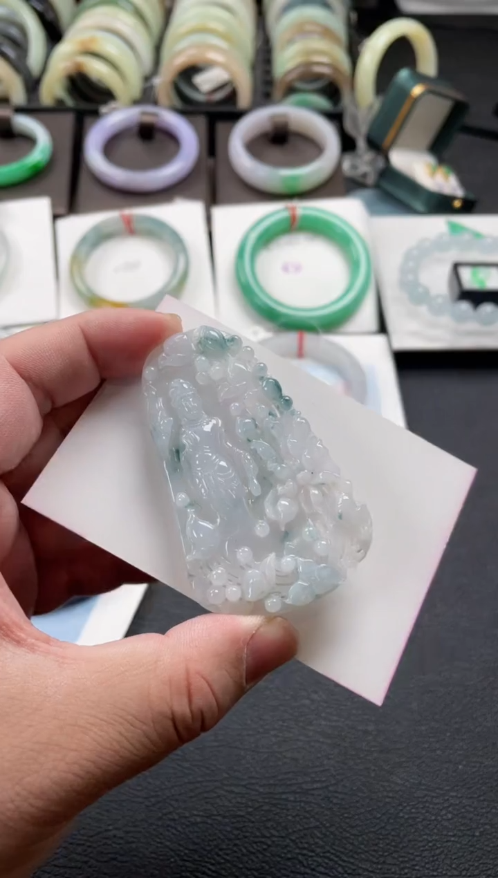 【闪购商品】翡翠颈饰未镶嵌吊坠