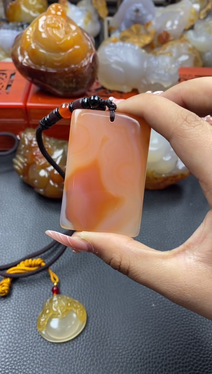 【闪购商品】玛瑙/玉髓挂件未镶嵌00