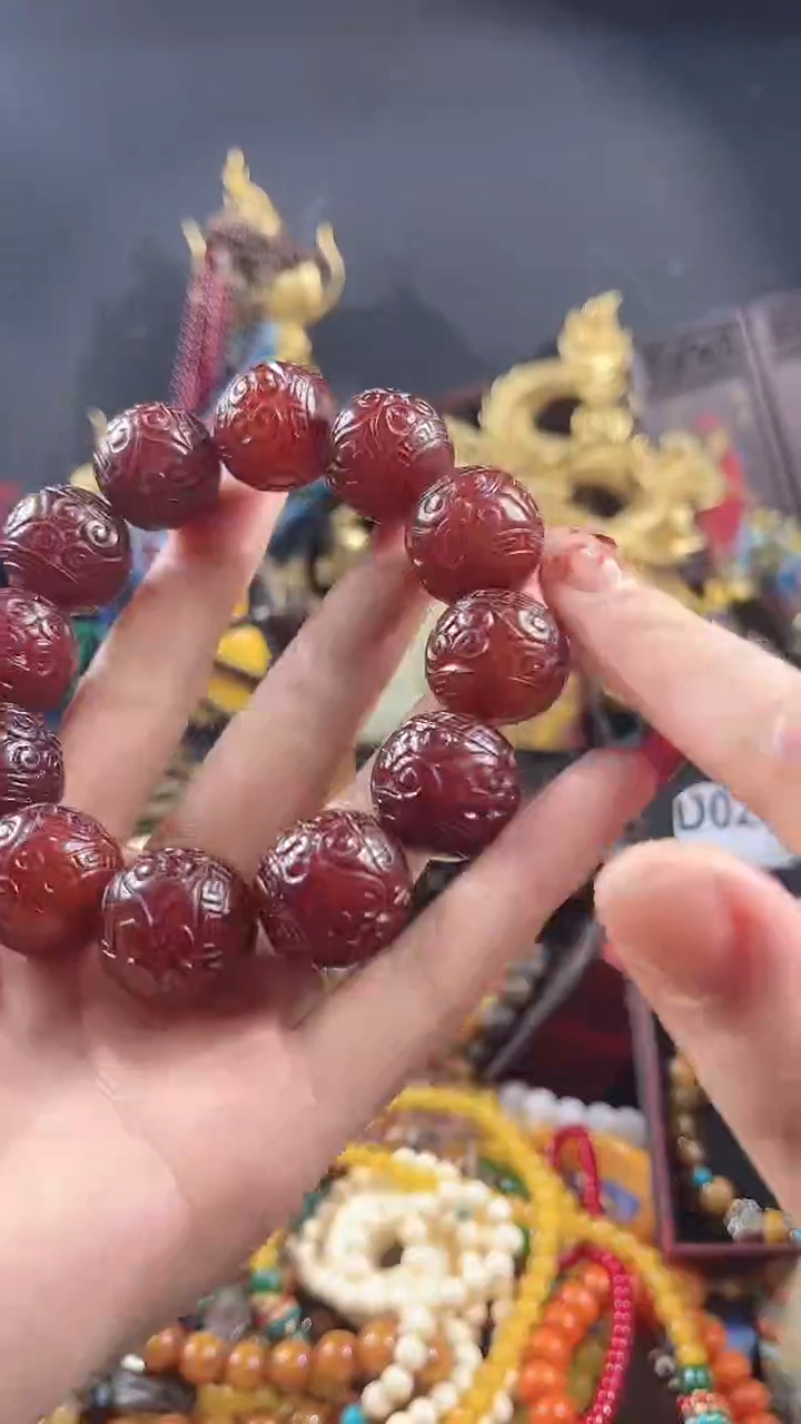 【闪购商品】蜜蜡手串未镶嵌【闪购商品】雕刻蜜蜡手串29