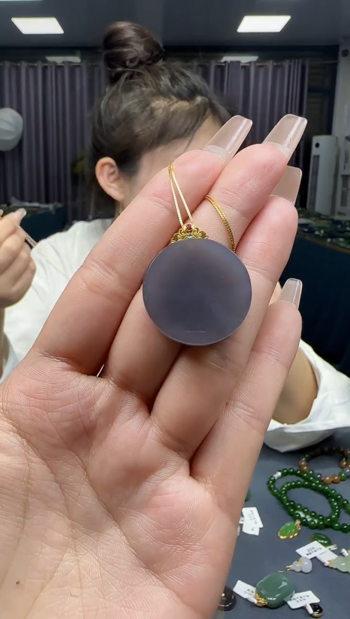 【闪购商品】和田玉挂件18K金镶嵌1