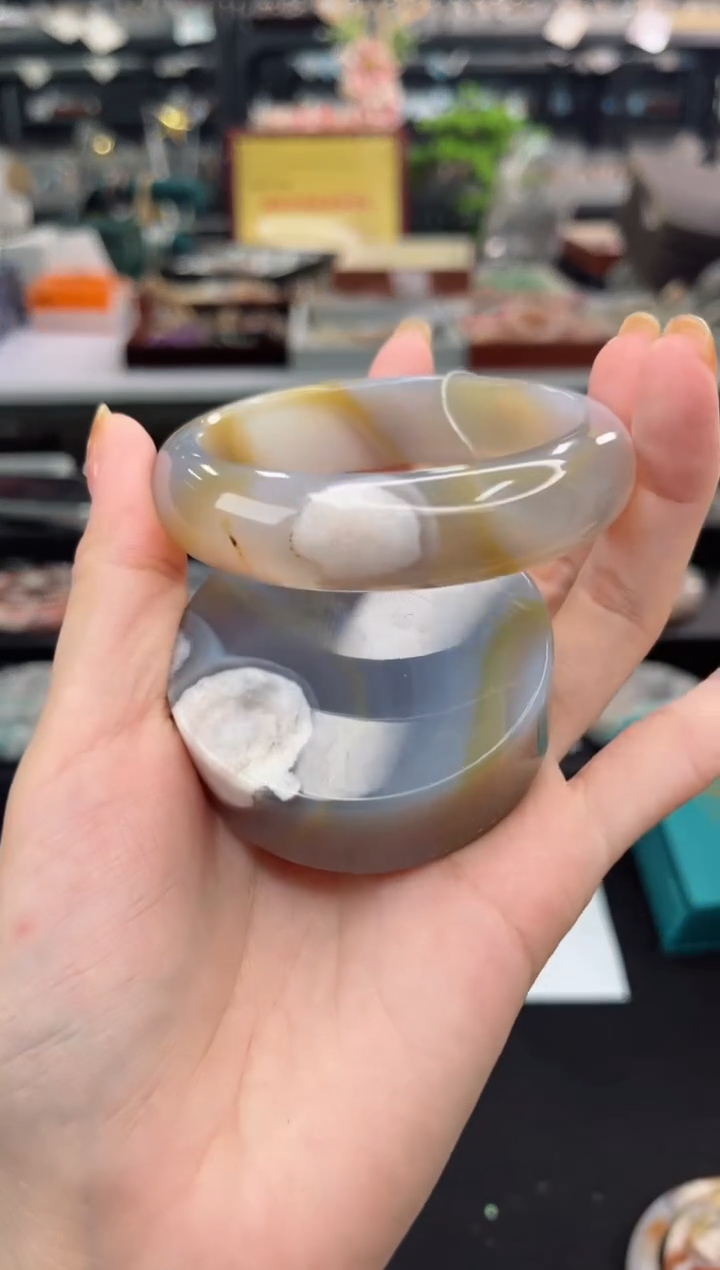 【闪购商品】石英质玉手镯未镶嵌57圈口（赠品镯心）3590244