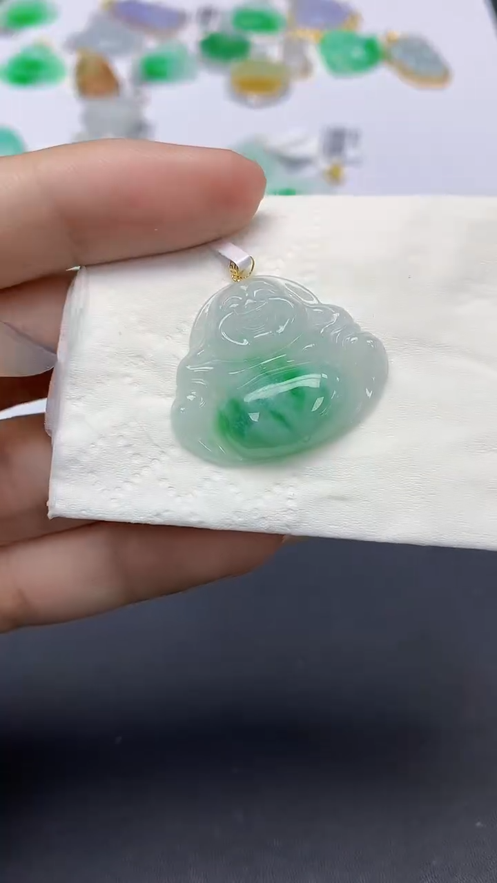 翡翠18K金镶嵌颈饰天然缅甸a货翡翠