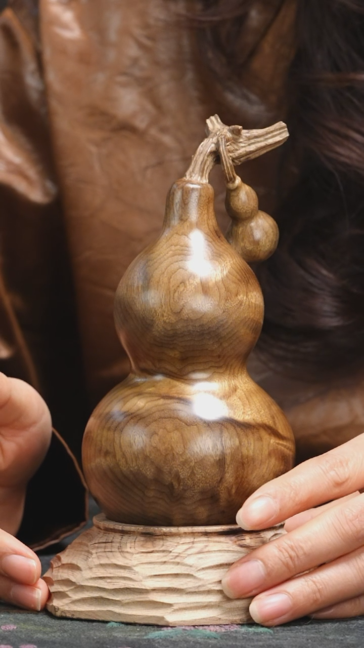 【闪购商品】金丝楠古沉原木高抛手工葫芦摆件