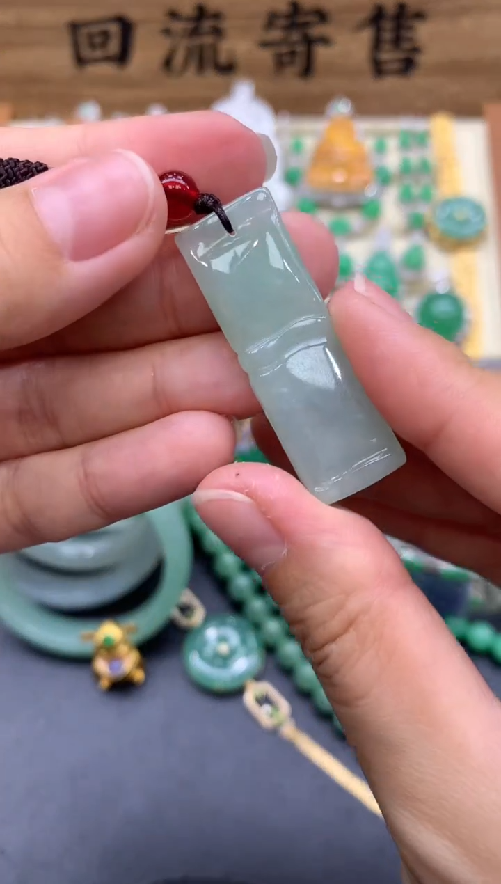 【闪购商品】翡翠未镶嵌颈饰2-中国好珍宝