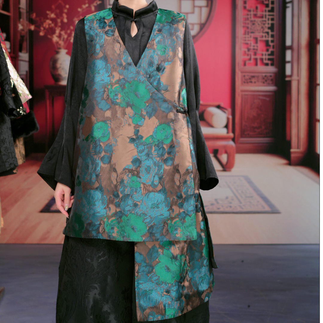 L25-S030 秋季新款长款女新中式长袖短马甲织花油画设计师