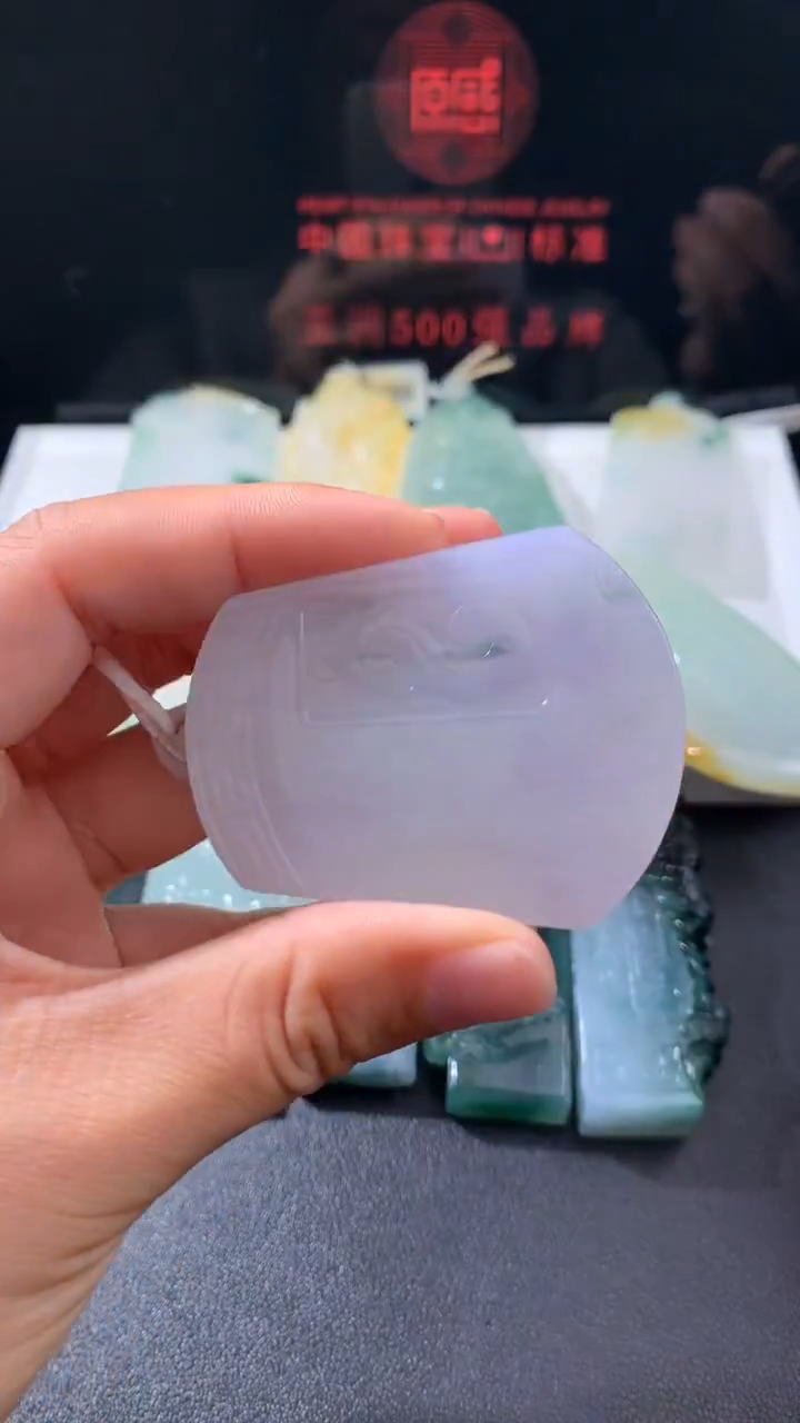 未镶嵌定制翡翠      