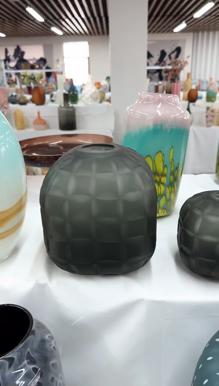 【闪购商品】花瓶5*22..........