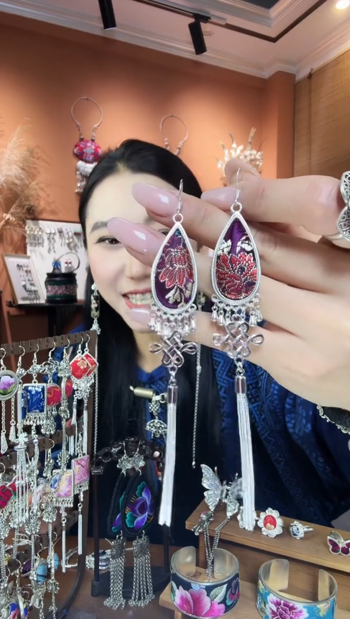 【闪购商品】刺绣传统非遗民族凤手工刺绣饰品耳环