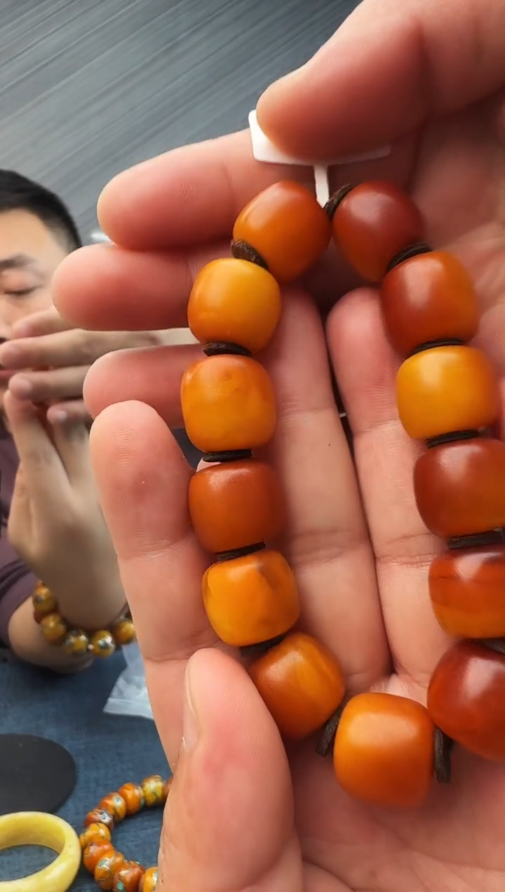 蜜蜡未镶嵌珠宝奇石假一罚十31，多样性发其一