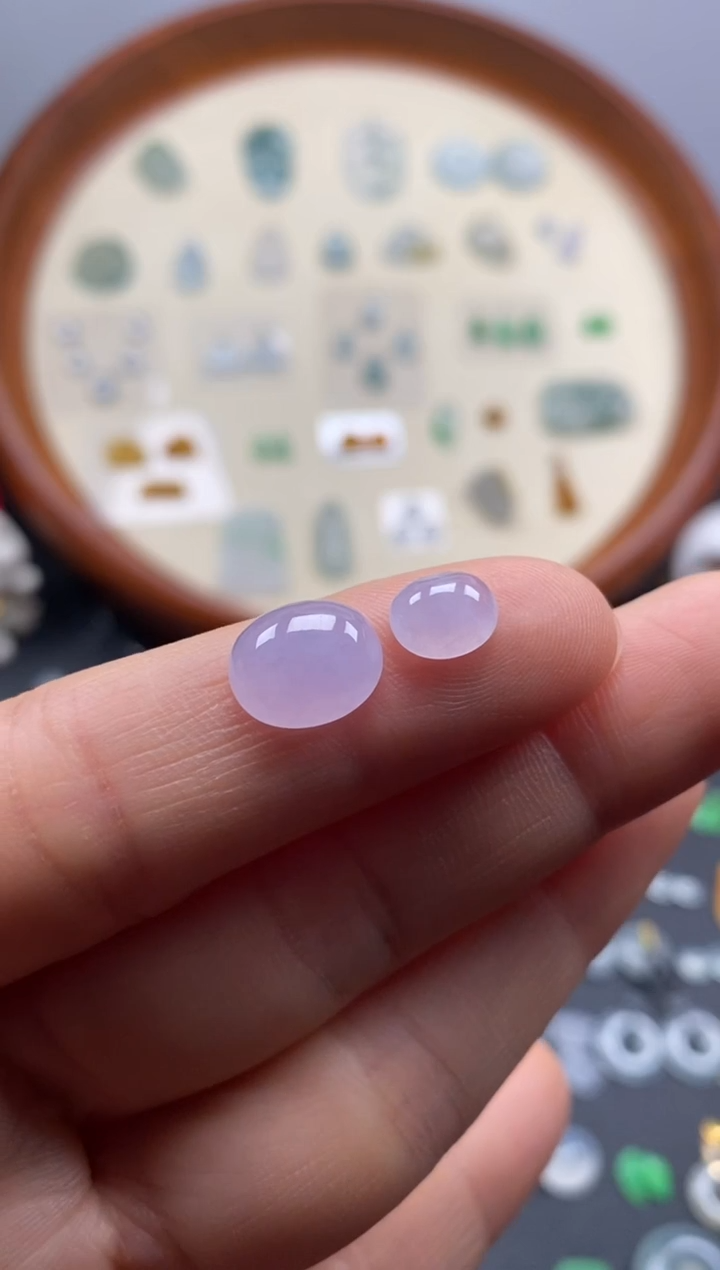 颈饰未镶嵌翡翠冰紫蛋面2颗/芬