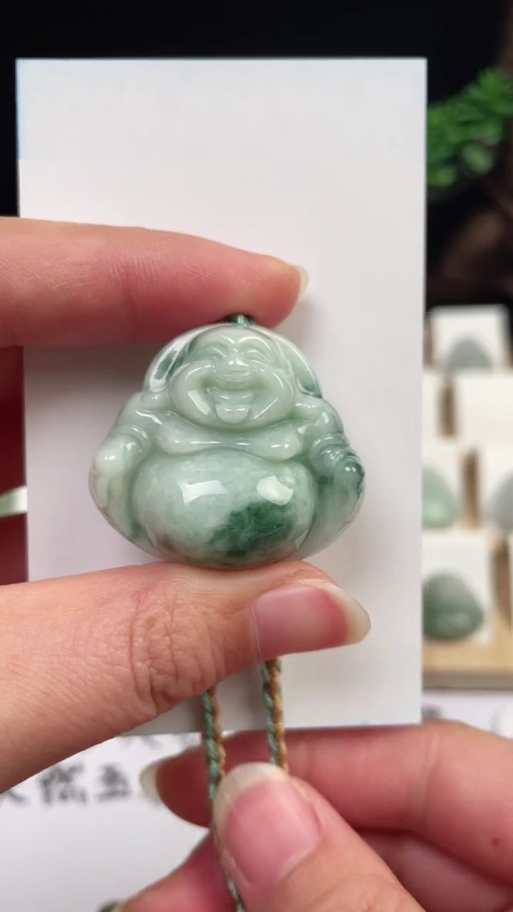 【闪购商品】翡翠颈饰未镶嵌佛公