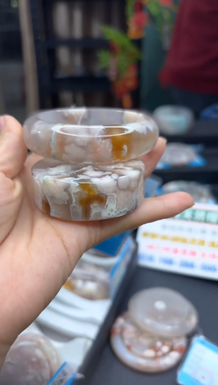 【闪购商品】石英质玉手镯未镶嵌245（59圈赠送镯心）