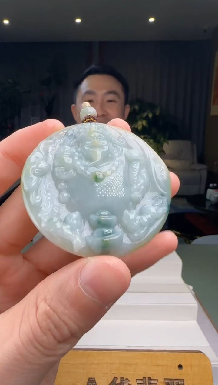 【闪购商品】翡翠吊坠(不含链)未镶嵌DY@@60B7J12477