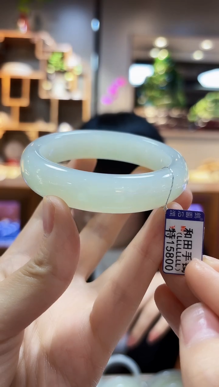 【闪购商品】和田玉57.9未镶嵌手镯