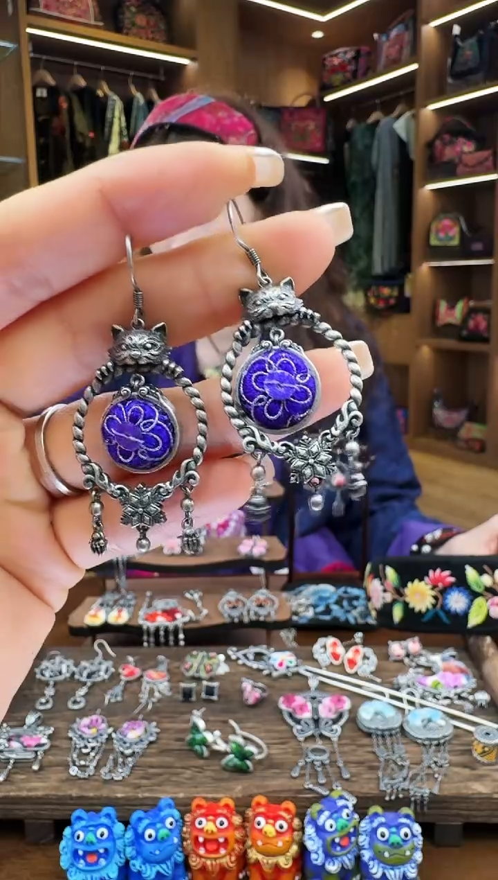 【闪购商品】织绣221黔东南苗族刺绣