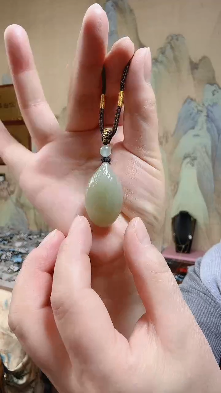 【闪购商品】和田玉颈饰未镶嵌.