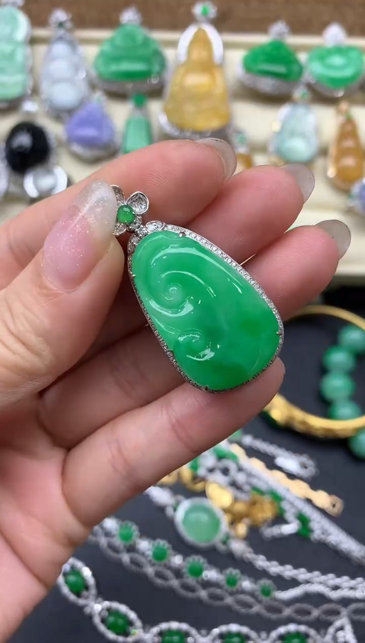 【闪购商品】翡翠颈饰18K金镶嵌541-中国好珍宝