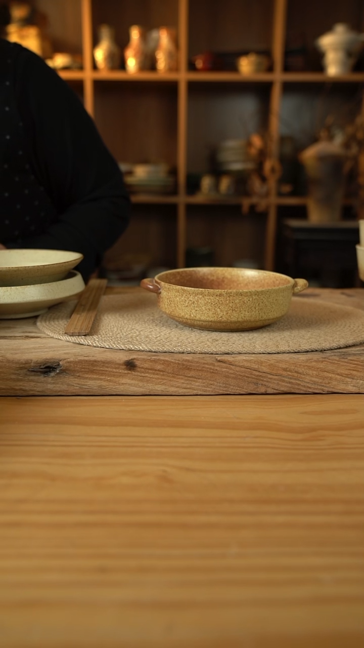 沙漠落日黄系列的6英寸双耳小盘1个