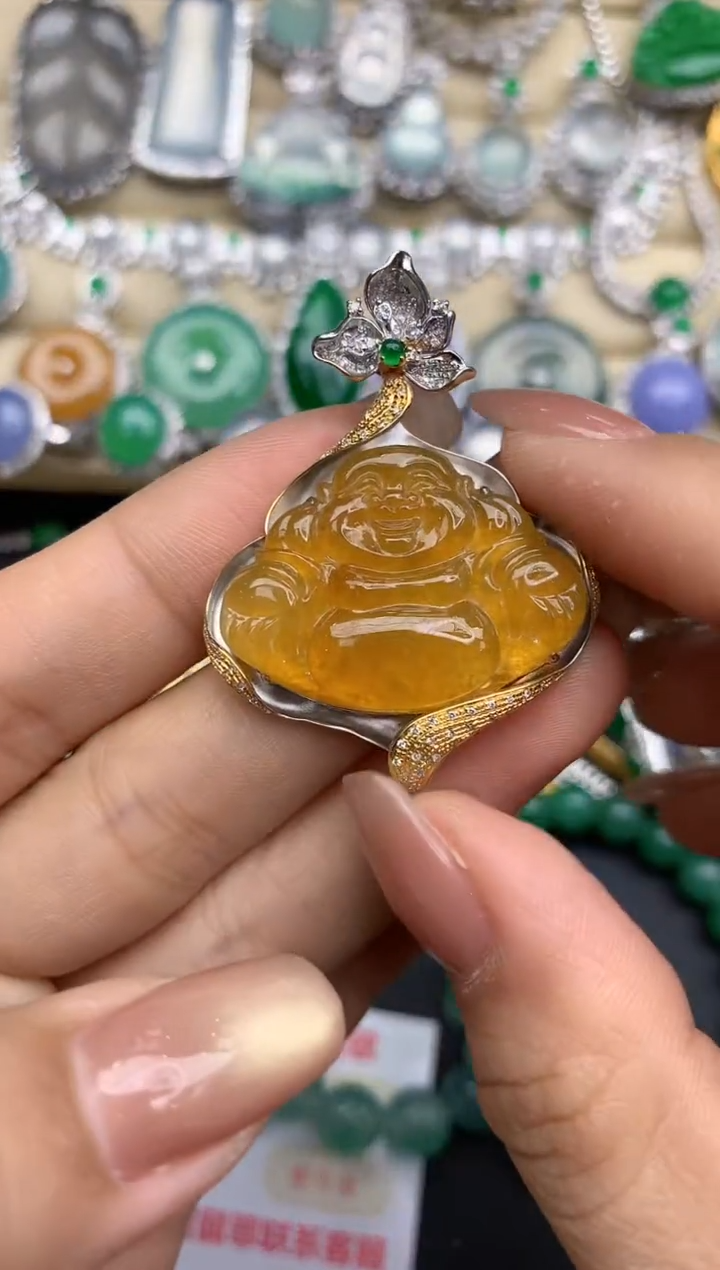 颈饰18K金镶嵌翡翠然*353-中国好珍宝