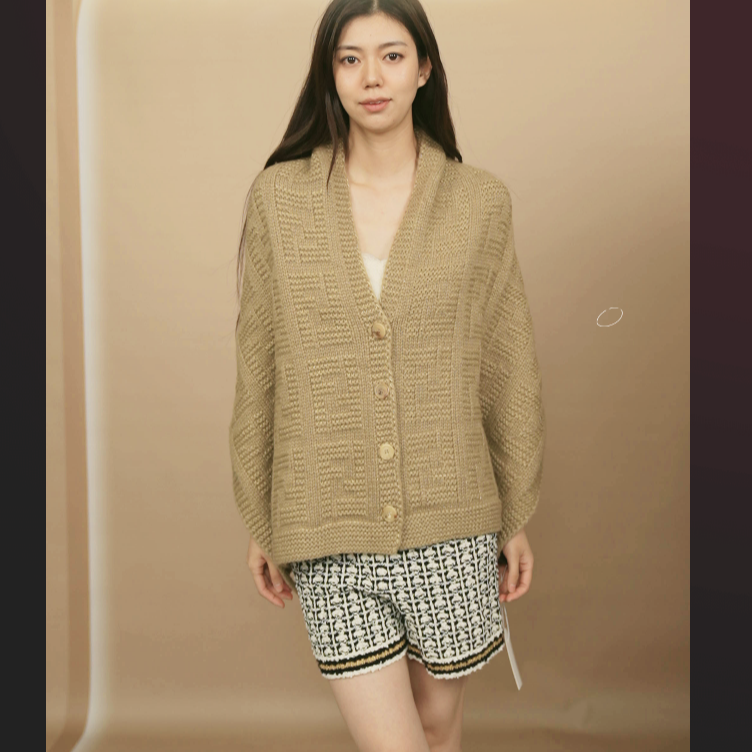 95新 FENDI/芬迪 针织卡其色披肩/250909WYY9R18