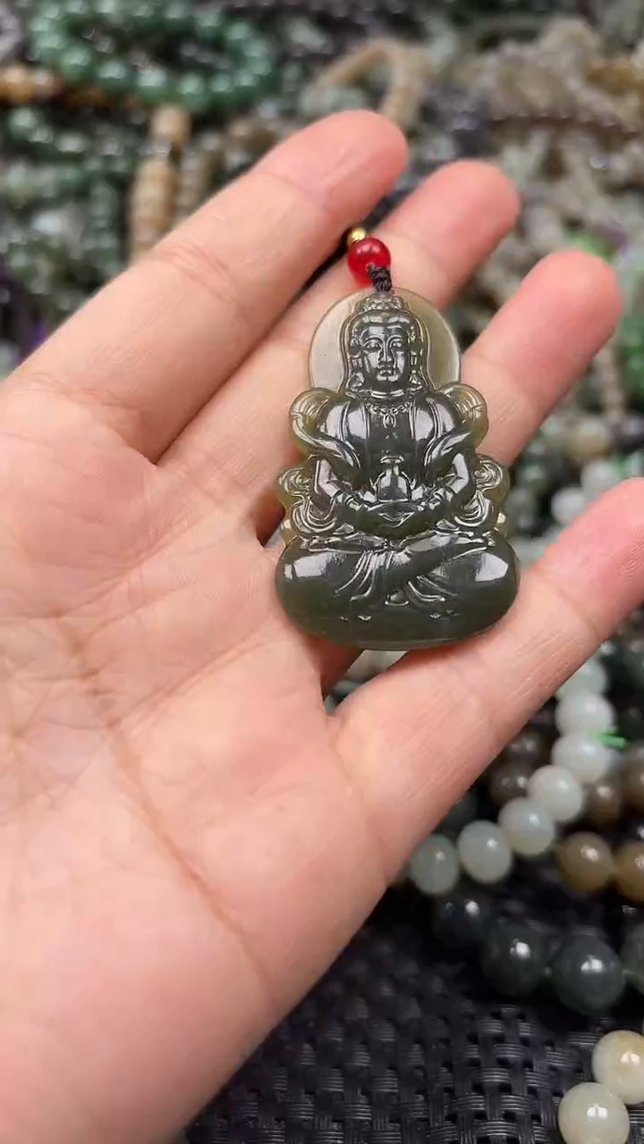 颈饰未镶嵌和田玉1