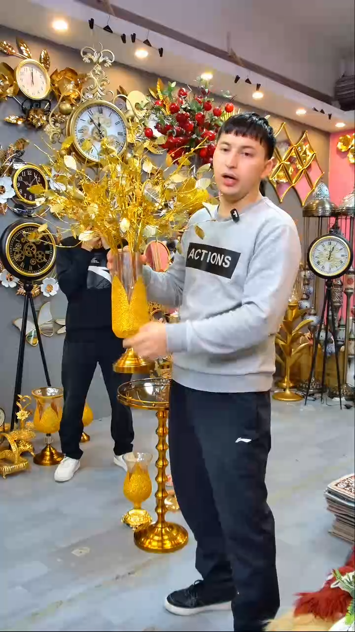 人造板瘦花瓶加10个金花