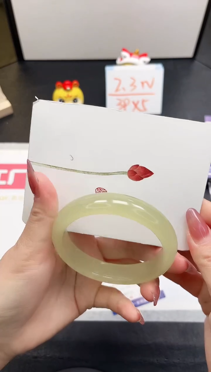 【闪购商品】石英质玉手镯未镶嵌244-62