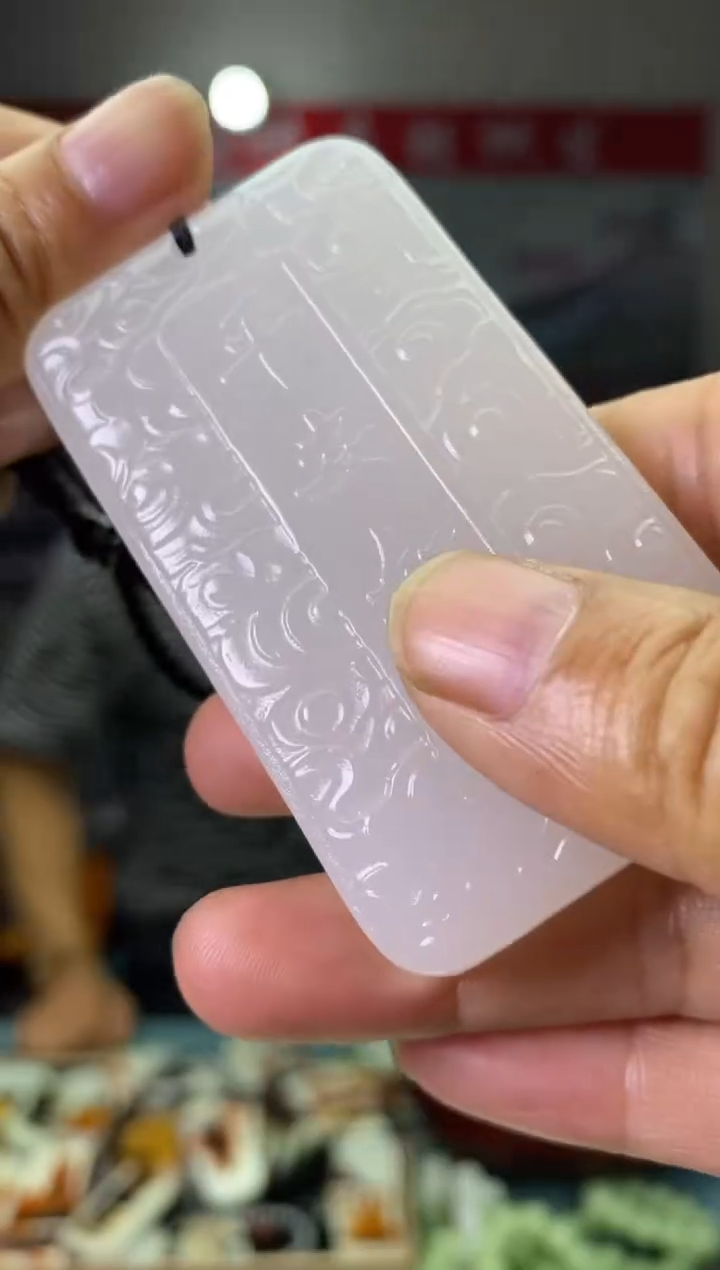 天然玉石未镶嵌颈饰