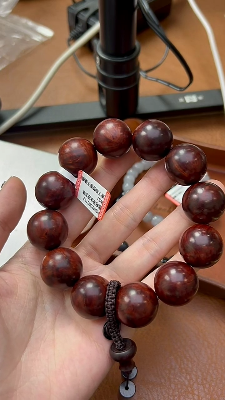 【闪购商品】小叶紫檀手串/手链HBMZ000112